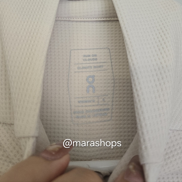 On Climate Shirt - Picture 6 of 7